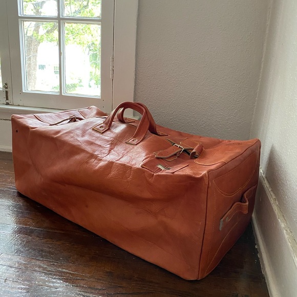 Vintage Real Buttery Leather Professors Duffel Bag - Picture 4 of 11